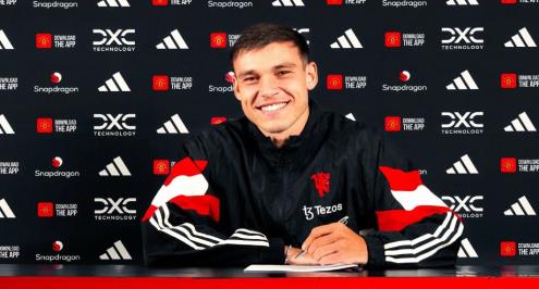 "صفقة محفوفة بالمخاطر".. لماذا سيتمسك تين هاج بأسلوبه بعد التعاقد مع أوجارتي؟ (تحليل)